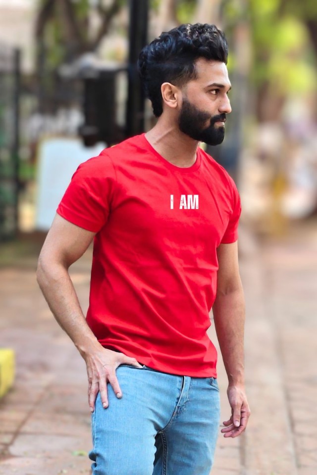 I Am Classic Fit Red