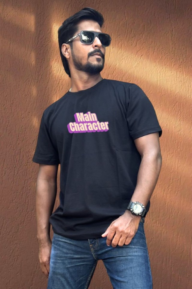 Main Character Classic Fit Black